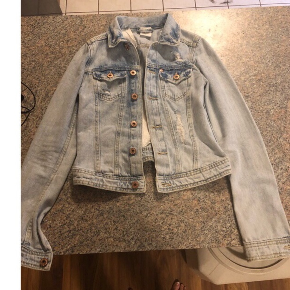 H&M light destroyed jean jacket